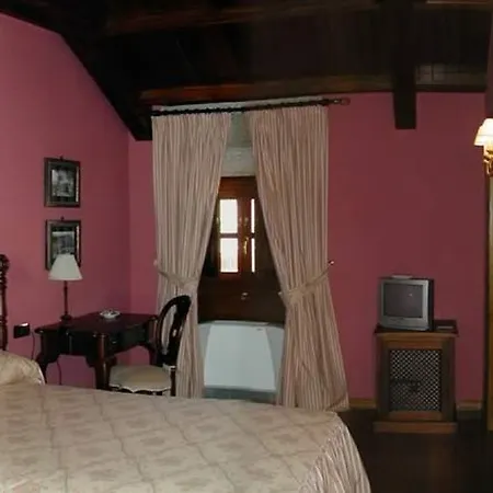 Hotel Pazo De Adran 4*